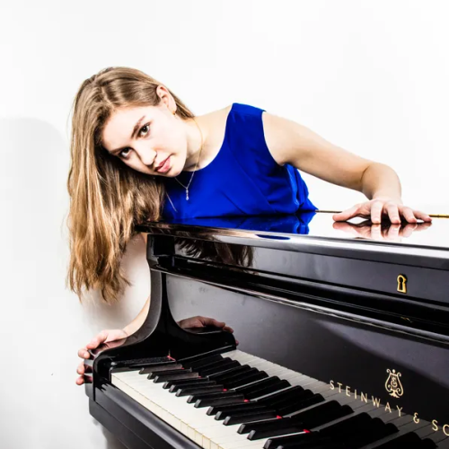 3. Lucie Horsch 1